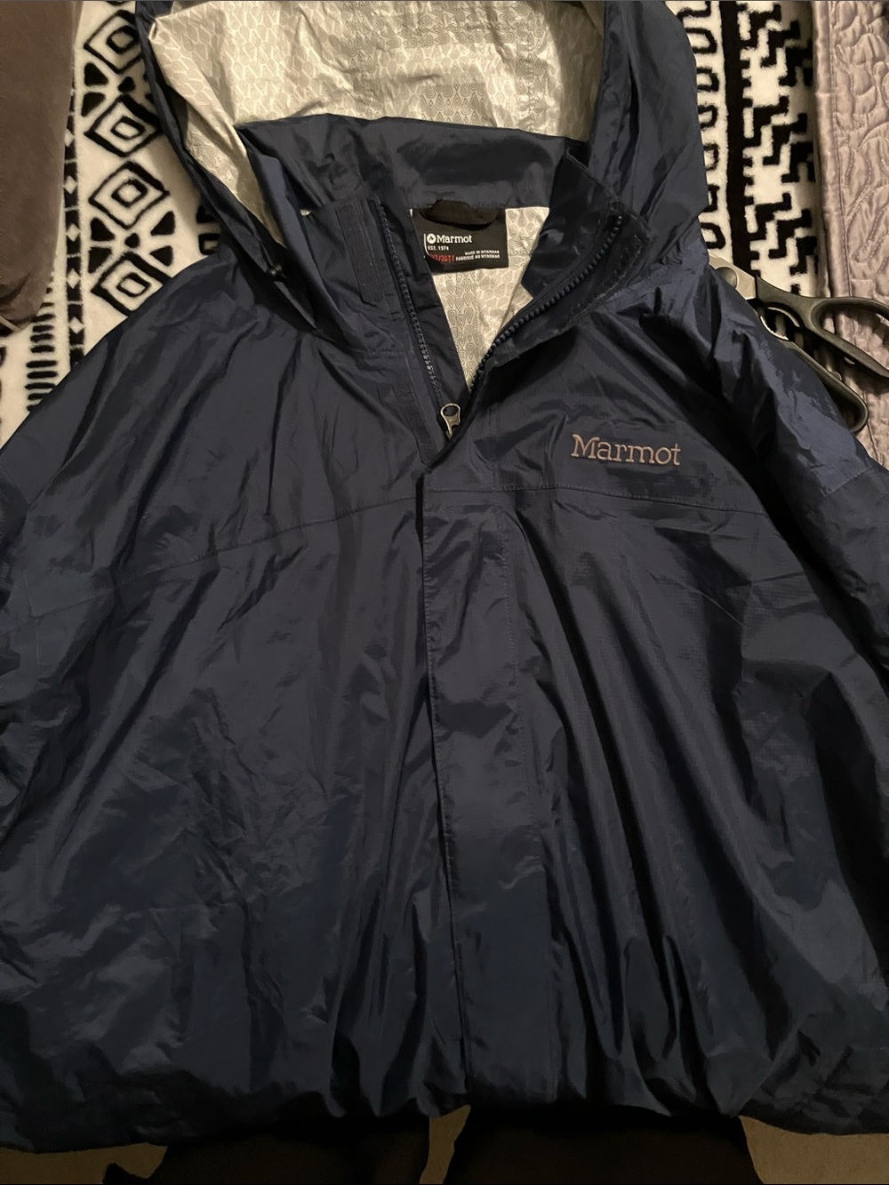 Marmot Men's Dark Blue Waterproof Hooded Rain Jacket